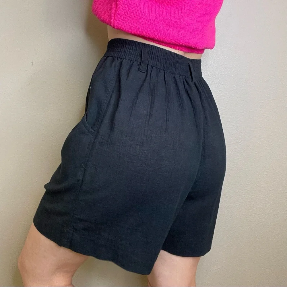 Vintage 90s black cotton gauze pleat front longline pull-on mom shorts LizWear S - Picture 13 of 17
